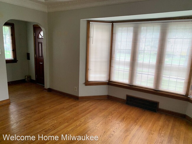 Building Photo - 2 br, 1 bath House - 3853 N 42nd Street