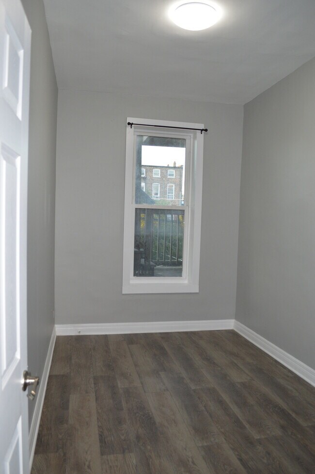 Foto del edificio - 2242 W 19th St