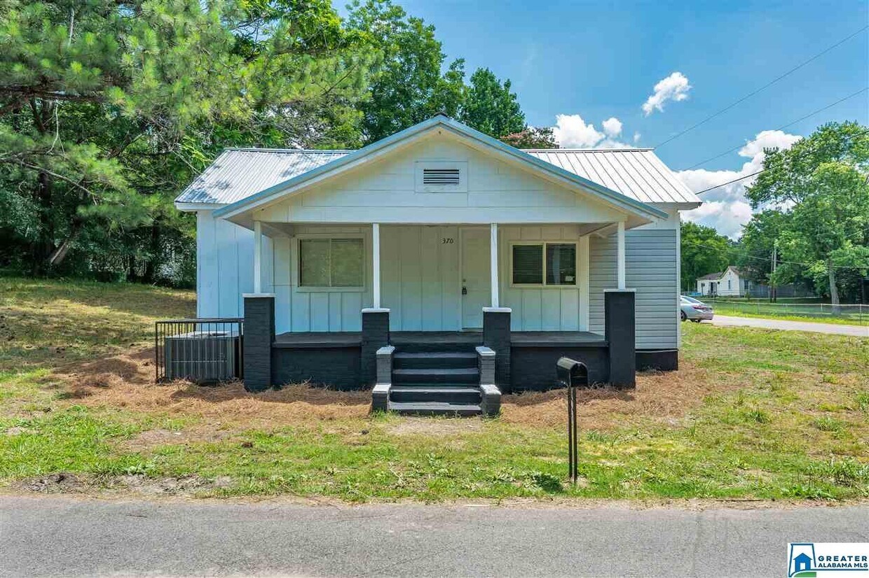 370 Railroad Ave, Dora, AL 35062 House Rental in Dora, AL