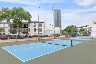 Building Photo - 4400 Memorial Dr