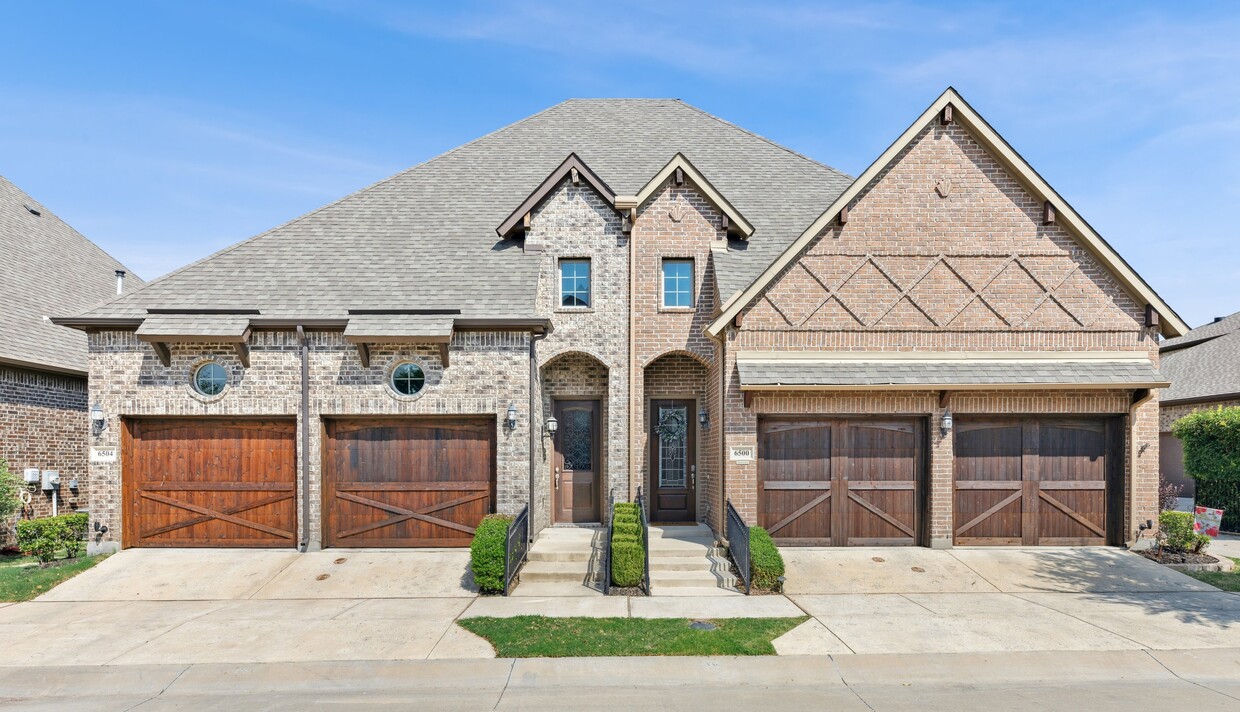 Foto principal - 6504 Briar Pointe Dr