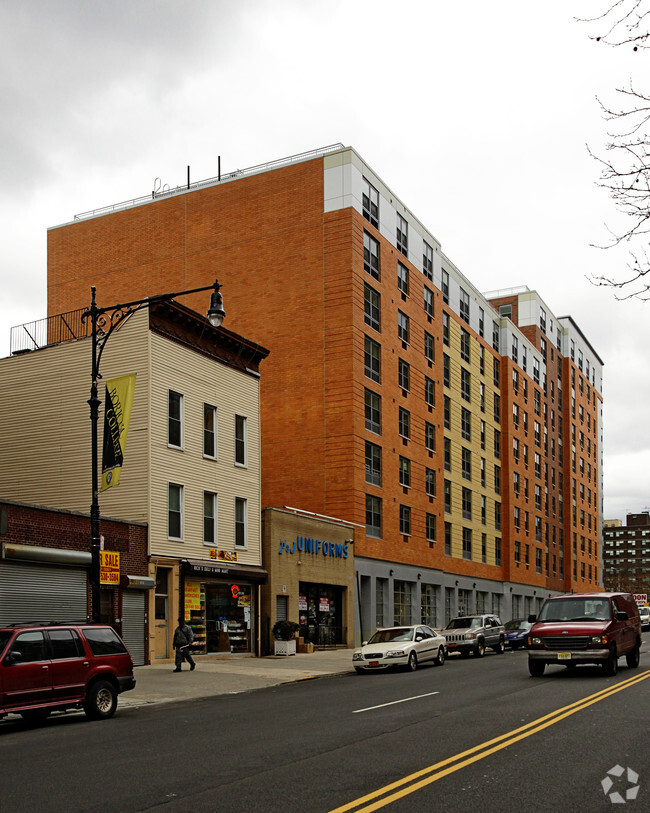 Foto del edificio - Courtlandt Corners I