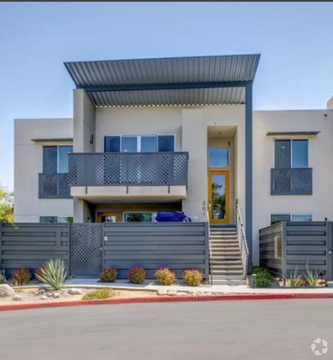 Building Photo - 201 The Riv