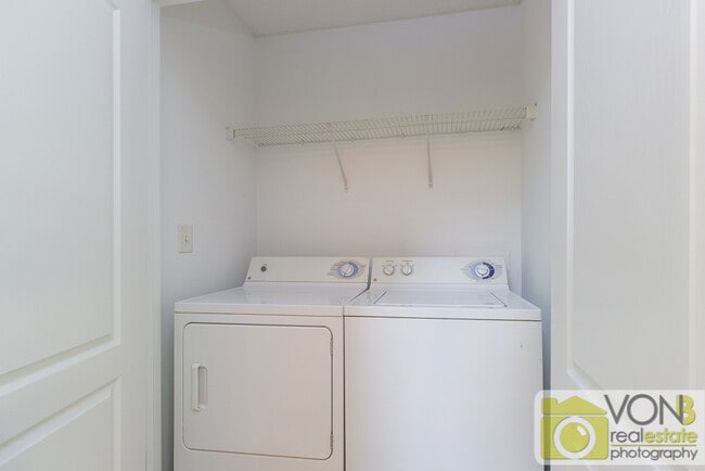 Building Photo - 555 Fox Creek Crossing