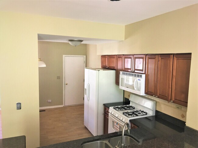 Building Photo - 973 Ripple Ridge Cove