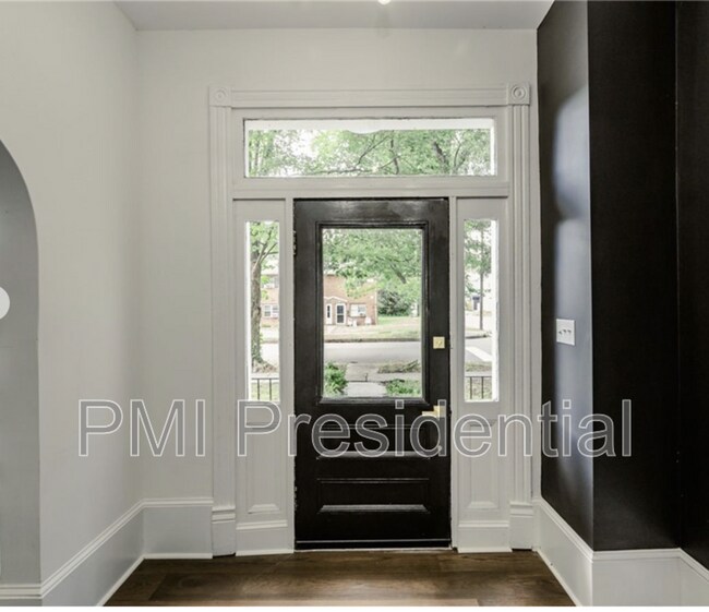 Foto del edificio - 3423 Enslow Ave