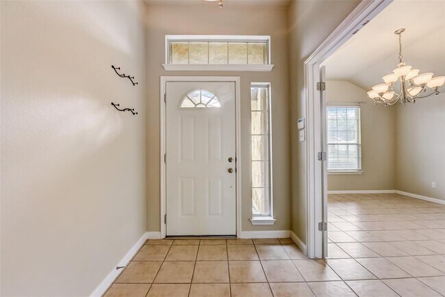 Foto del edificio - 834 Dark Horse Ln