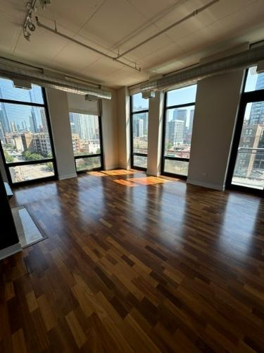 Building Photo - 740 W Fulton St