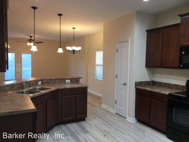 Foto del edificio - 3 br, 2.5 bath House - 5413 Big Bass Drive
