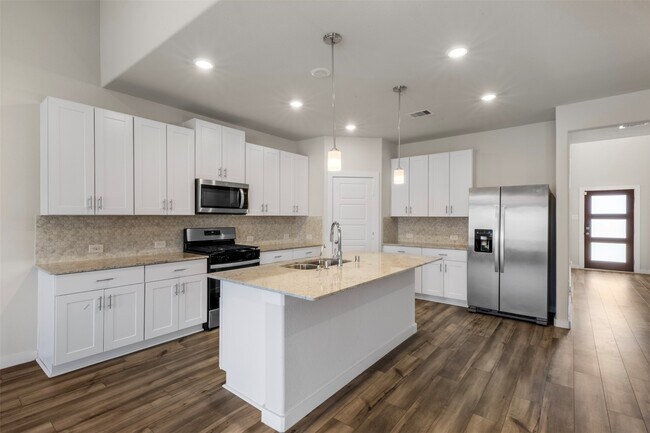 Foto del edificio - 1506 King Rnch Rd