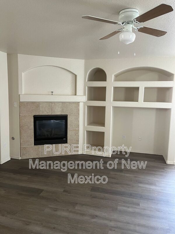 Building Photo - 10324 Calle Hermosa Pl NW