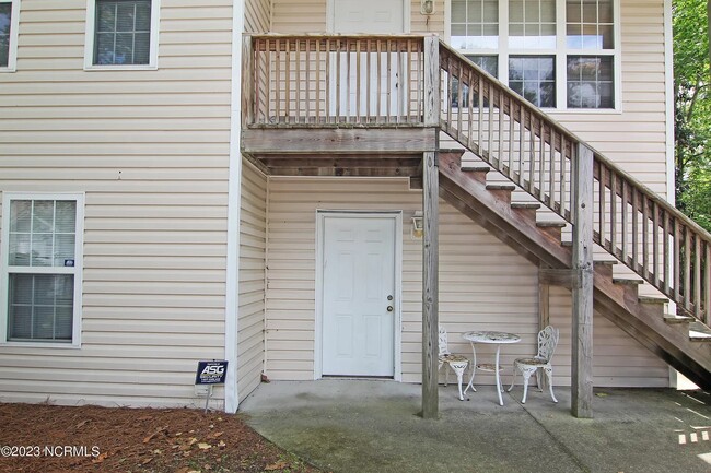 Building Photo - 4316 McClelland Dr