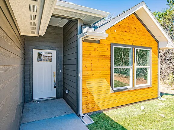 Foto del edificio - 924 Bosque River Dr