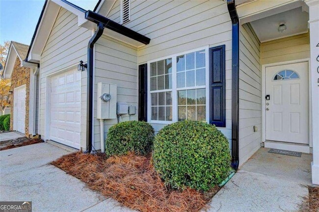 Building Photo - 4605 Blue Iris Way