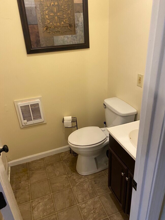 Foto del edificio - 506 Community Center Dr