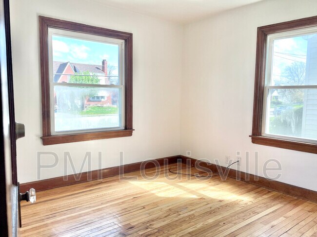 Building Photo - 1810 Cypress St