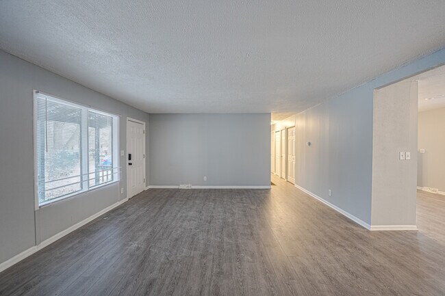 Foto del edificio - 2932 Cameron Ave