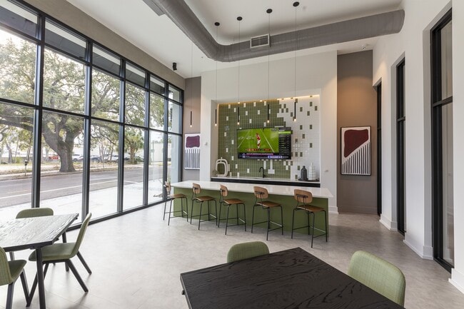 Lofts at Cathedral |Downtown Jacksonville FL | Clubroom - Lofts at Cathedral