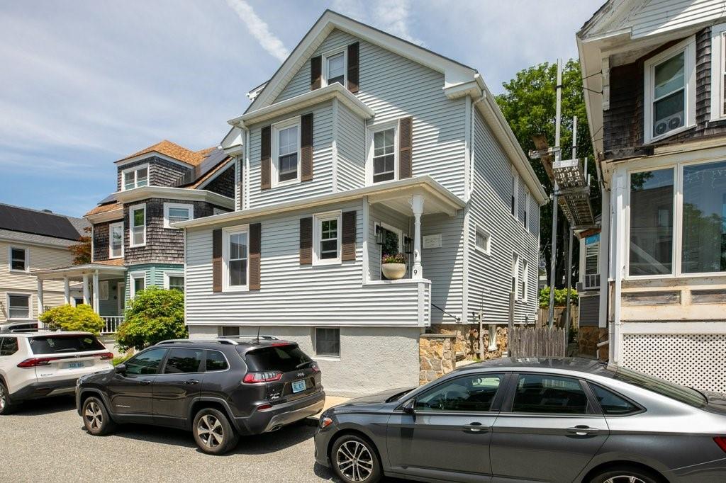 Primary Photo - 9 Dartmouth St