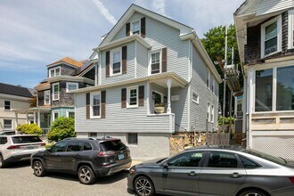 Building Photo - 9 Dartmouth St
