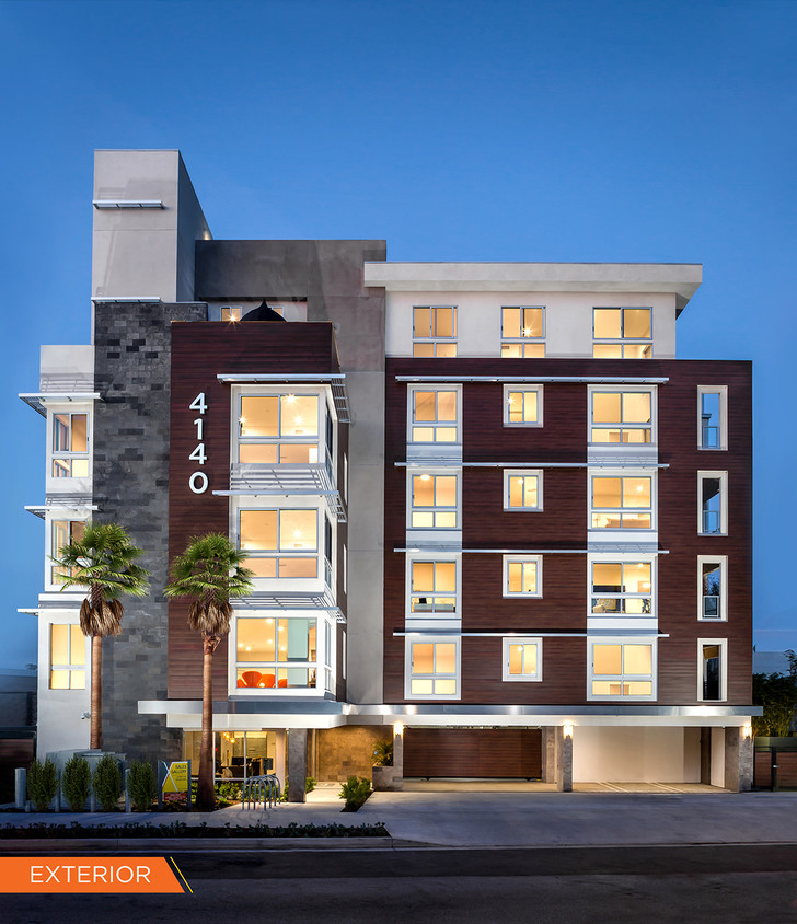 Building Exterior - 4140 Glencoe Ave