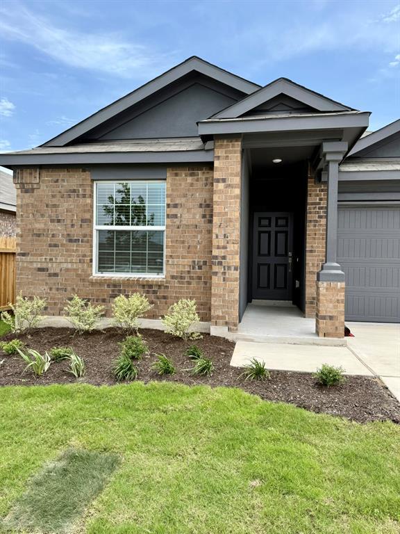 Primary Photo - 106 Camargue Dr