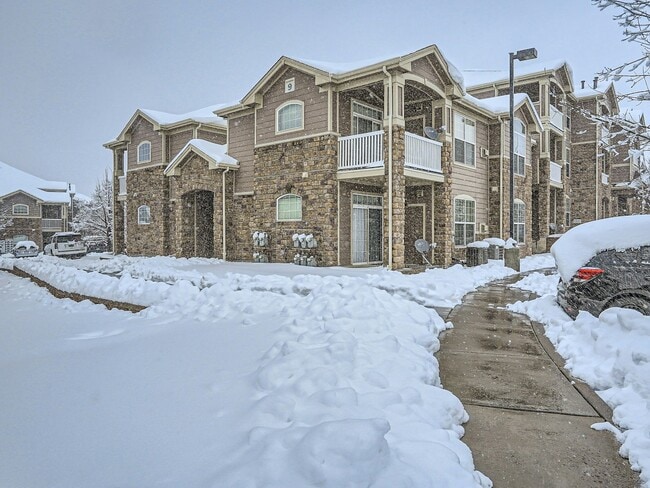Building Photo - 7440 S Blackhawk St