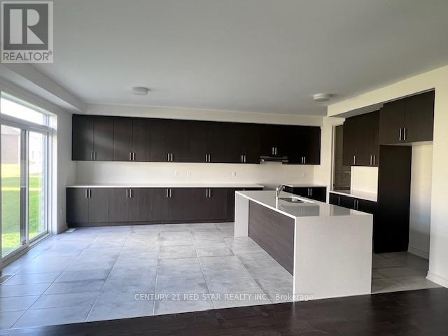 Building Photo - 20 Primrose Hts