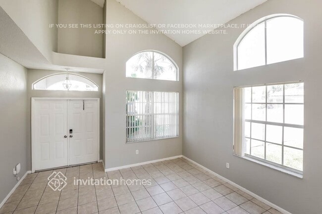 Building Photo - 15860 NW 14th Rd