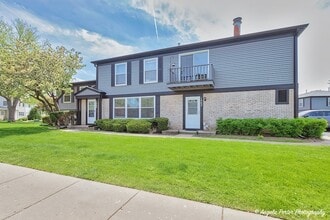 Building Photo - 1402 W Inverrary Ln