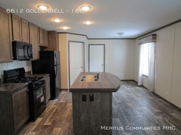 Primary Photo - 3 bedroom in Indianapolis IN 46203