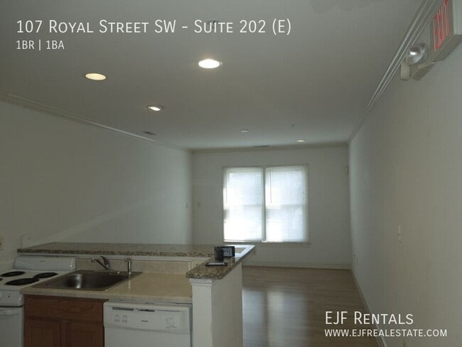 Foto del edificio - 107 Royal St SW