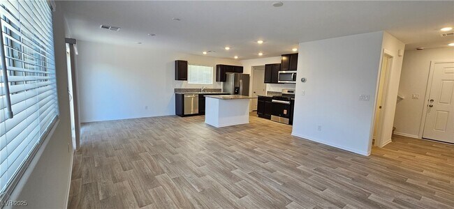 Foto del edificio - 6071 Swift Lariat St