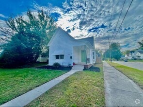 Building Photo - 802 Wright Ave
