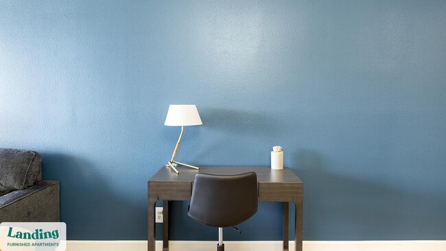 Building Photo - 9242 W Russell Rd