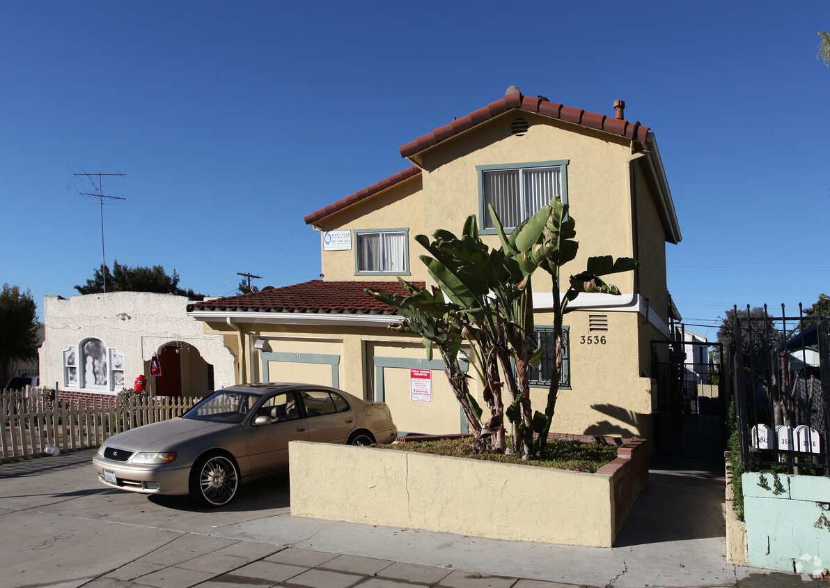 Primary Photo - 3536 43rd St