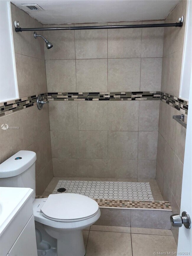 Foto del edificio - 9143 SW 77th Ave