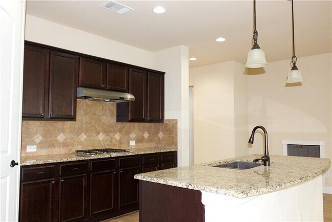 Foto del edificio - 21416 Greylag Dr