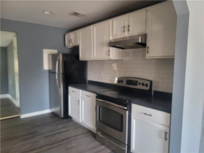 Foto del edificio - 3824 Brentwood Ct