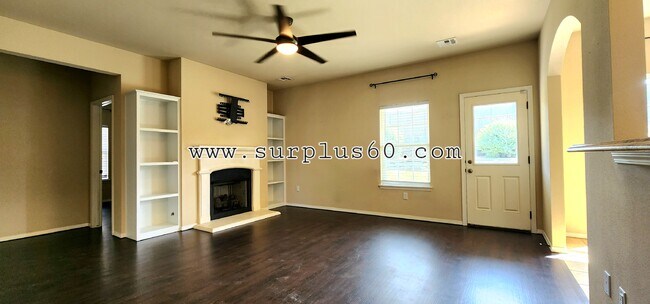 Building Photo - 2609 W Huntsville St