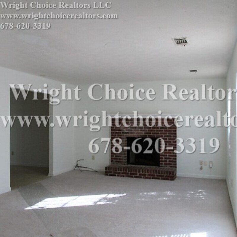 Building Photo - 812 Greenhedge Dr