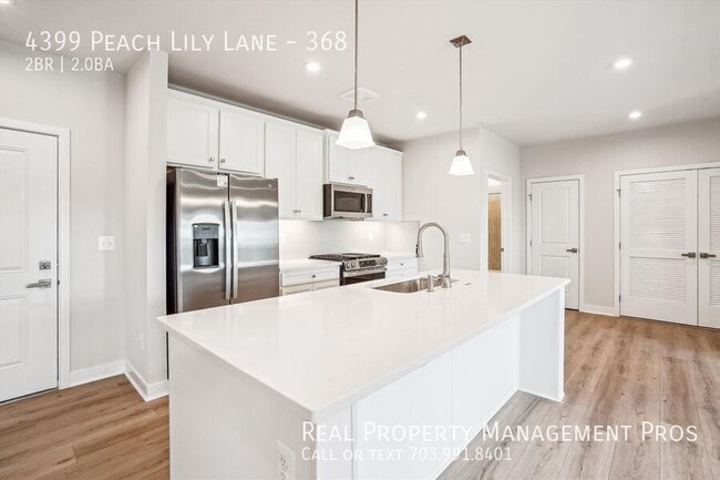 Foto del edificio - 4399 Peach Lily Ln