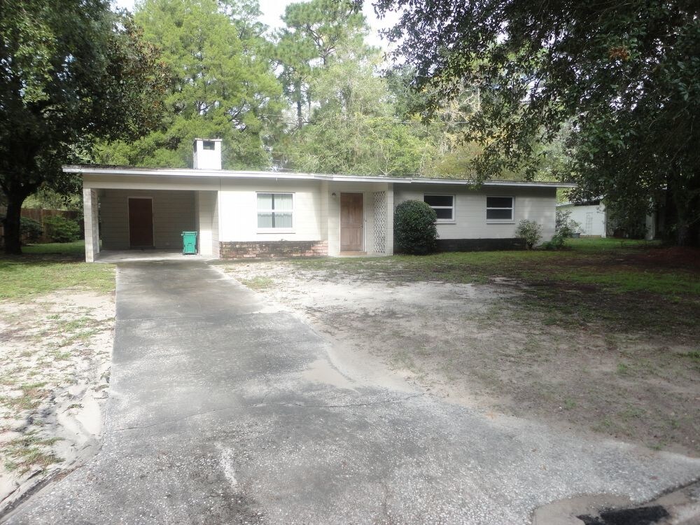 Foto principal - 1906 NW 37th Blvd