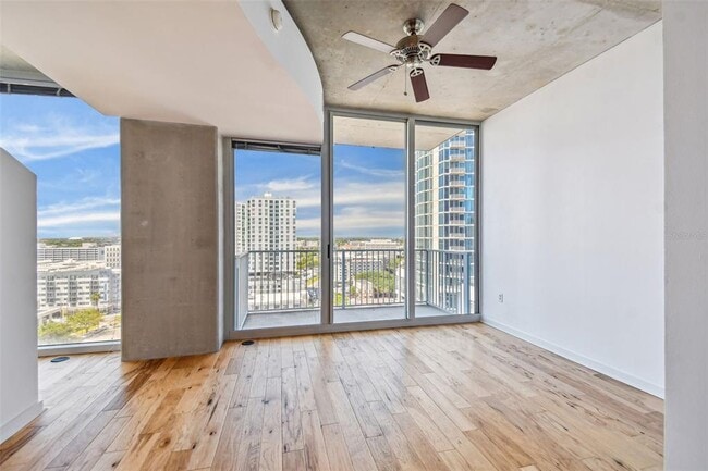 Foto del edificio - 777 N Ashley Dr