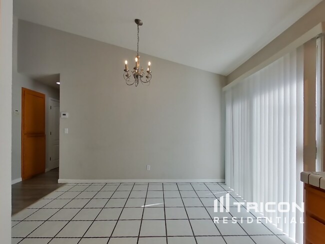 Building Photo - 5204 Firenza Way