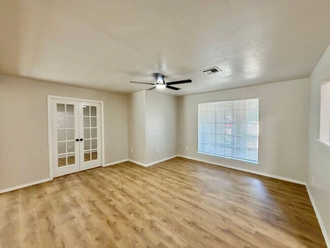 Building Photo - 119 SW 75th St