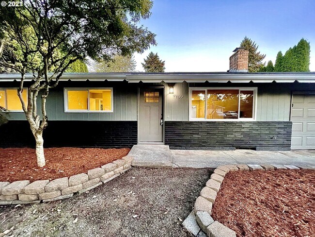 Foto del edificio - 7709 NE 126th Ave