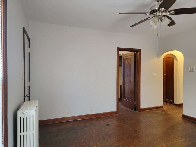 Building Photo - Spacious 2-Bedroom Apartment Downtown  Appleton