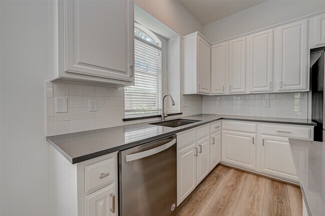 Foto del edificio - 38 Tethered Vine Pl