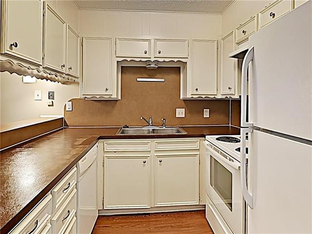 Building Photo - 2917 Las Vegas Trail